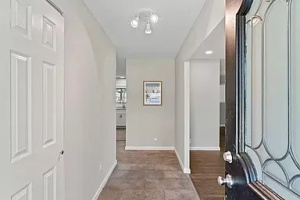 4 Bedrooms Bedrooms, ,2 BathroomsBathrooms,Home,For Sale,1144