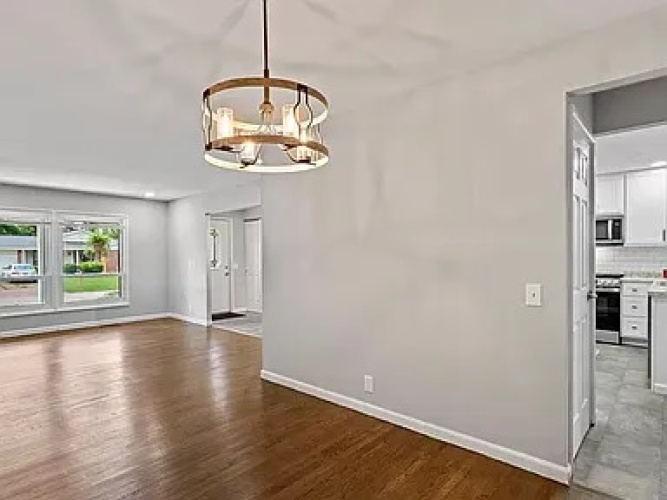 4 Bedrooms Bedrooms, ,2 BathroomsBathrooms,Home,For Sale,1144