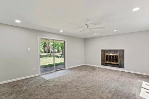 4 Bedrooms Bedrooms, ,2 BathroomsBathrooms,Home,For Sale,1144