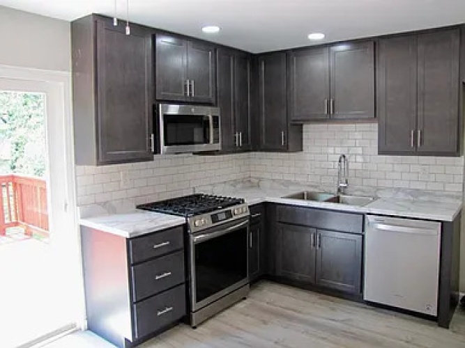 3 Bedrooms Bedrooms, ,2 BathroomsBathrooms,Home,For Sale,1145