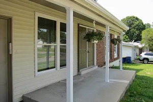 3 Bedrooms Bedrooms, ,2 BathroomsBathrooms,Home,For Sale,1145