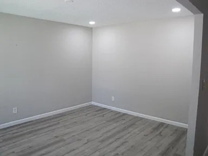 3 Bedrooms Bedrooms, ,2 BathroomsBathrooms,Home,For Sale,1145