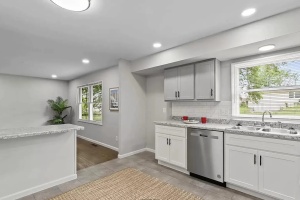 3 Bedrooms Bedrooms, ,2 BathroomsBathrooms,Home,For Sale,1152